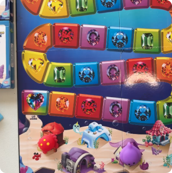 Get all Squishy Pals home to win!